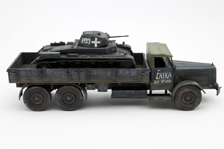 1/35 ダスヴェルクFAUN L900 Sd.Ah.115 戦車 模型 Faun L900 incl. Sd.Ah.115 - Das Werk Scale Models